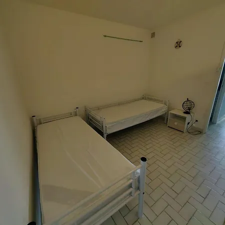 Alcove 4 Pers, Parking, Clim A 20m De La - Fr-1-607-184 Daire Agde